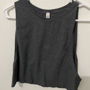 Lululemon crop muscle tank 10